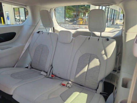 2018 Chrysler Pacifica Hybrid Touring Plus