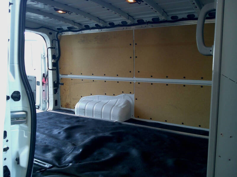 2019 Nissan NV 2500 HD SV