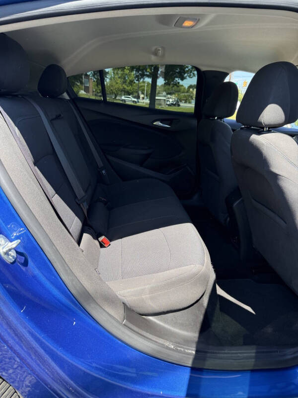 2017 Chevrolet Cruze LT Auto