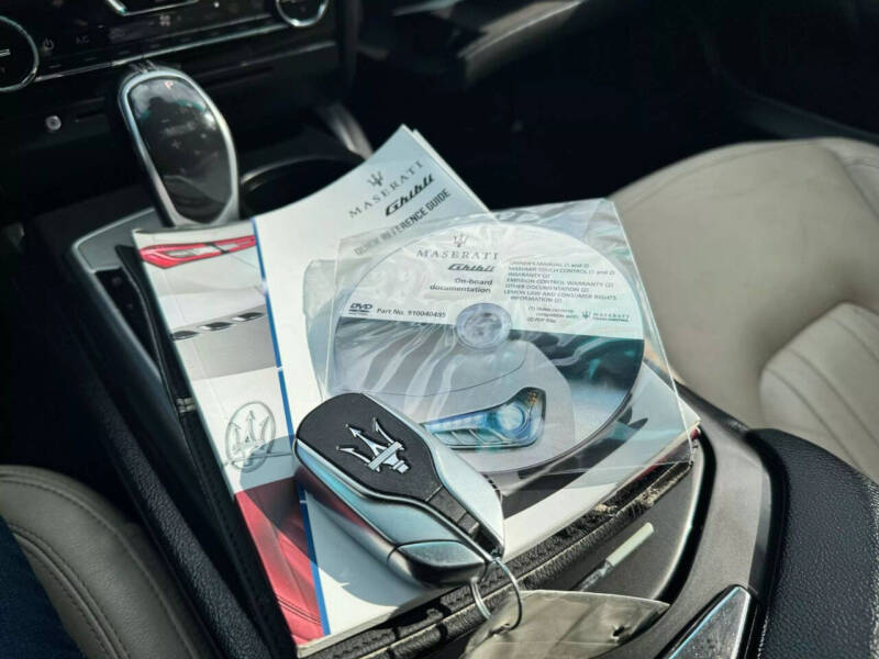 2015 Maserati Ghibli