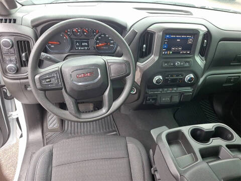 2024 GMC Sierra 2500HD Pro