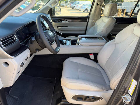 2024 Jeep Wagoneer