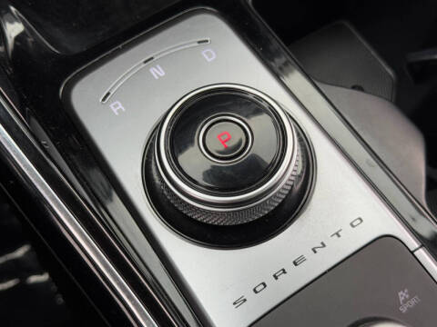 2022 Kia Sorento Plug-In Hybrid SX