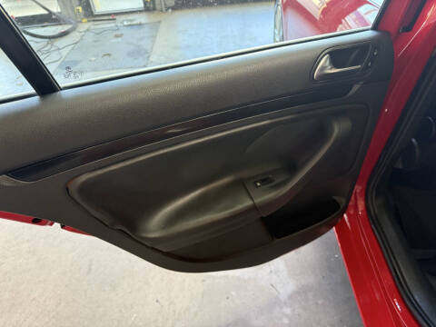 2012 Volkswagen Jetta SportWagen SE