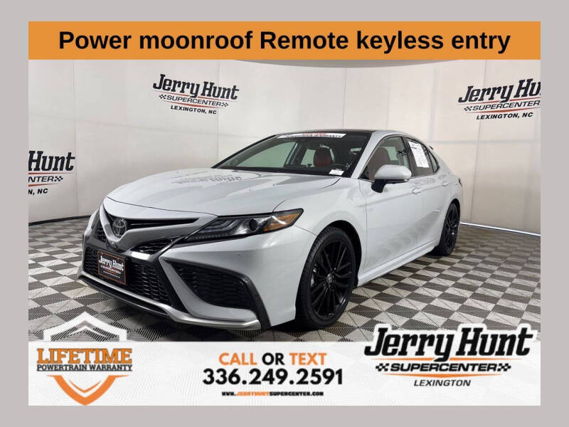 2023 Toyota Camry XSE's photo