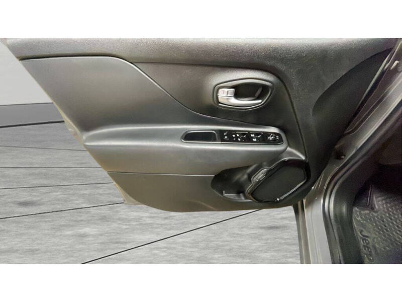 2022 Jeep Renegade Altitude