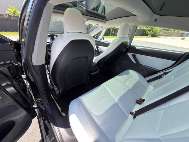2020 Tesla Model 3 Standard Range Plus