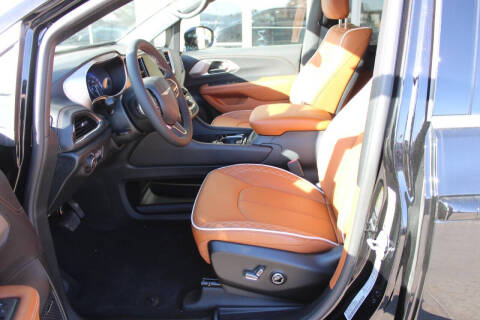 2026 Chrysler Pacifica Pinnacle