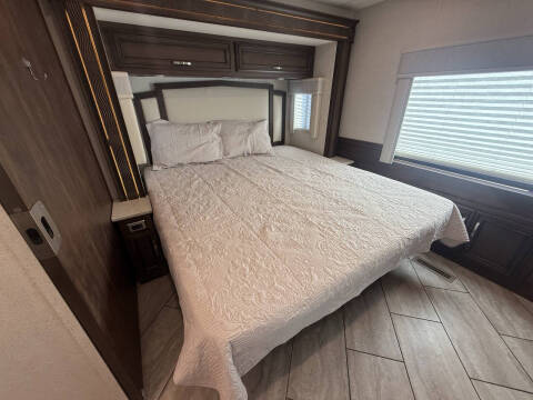 2023 Newmar Baystar Sport