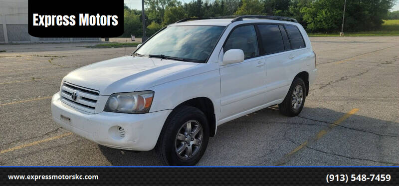 2004 Toyota Highlander for sale at EXPRESS MOTORS in Grandview MO