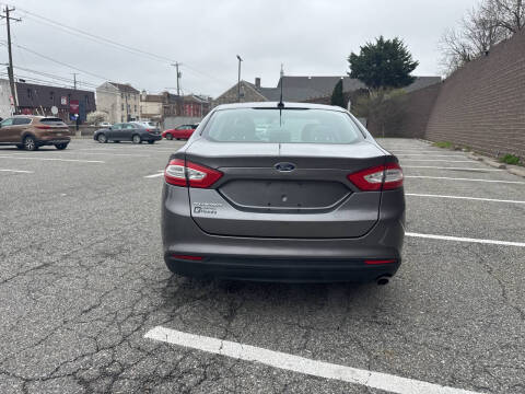 2013 Ford Fusion S