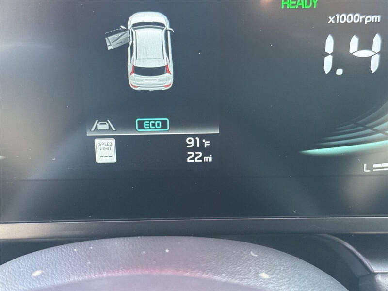 2026 Kia Niro LX