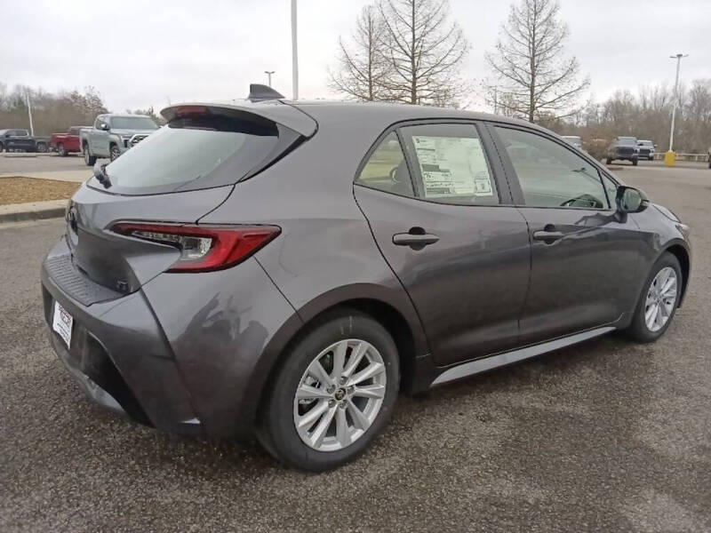 2026 Toyota Corolla Hatchback SE