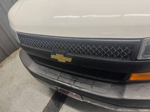 2020 Chevrolet Express 2500
