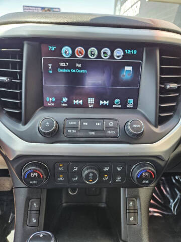 2019 GMC Acadia SLT-1