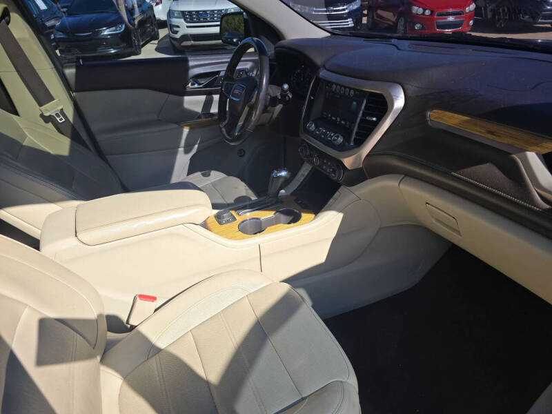 2018 GMC Acadia Denali