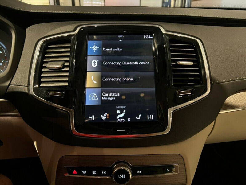 2022 Volvo XC90 T6 Inscription 7-Passenger