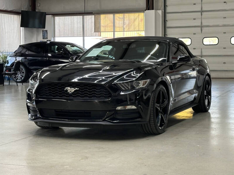 2016 Ford Mustang V6