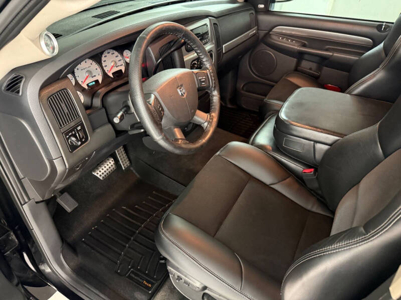 2005 Dodge Ram 1500 SRT-10