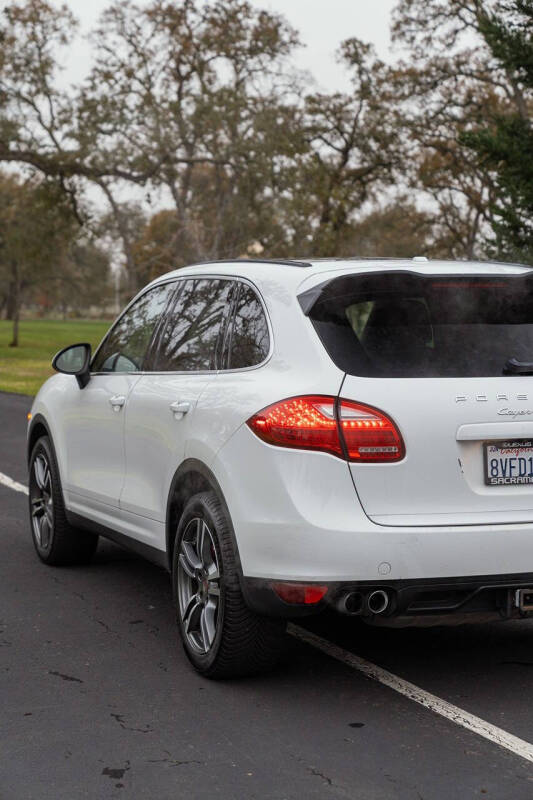 2013 Porsche Cayenne S
