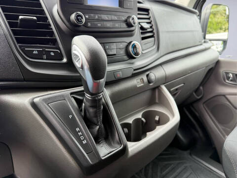 2025 Ford Transit