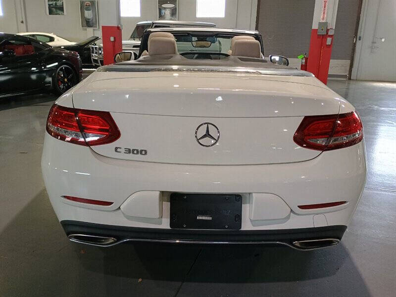 2017 Mercedes-Benz C-Class 7