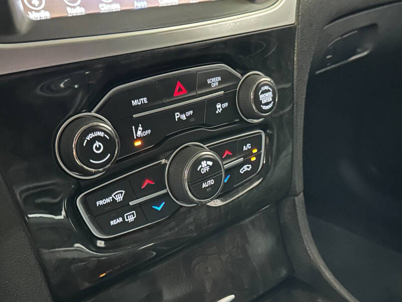 2018 Chrysler 300 Limited