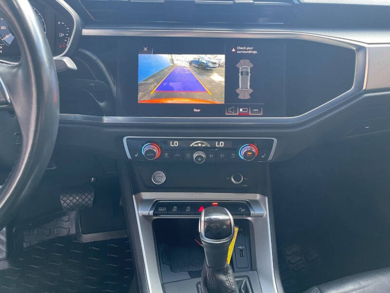 2019 Audi Q3 quattro Premium Plus 45 TFSI