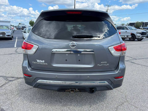 2015 Nissan Pathfinder Platinum