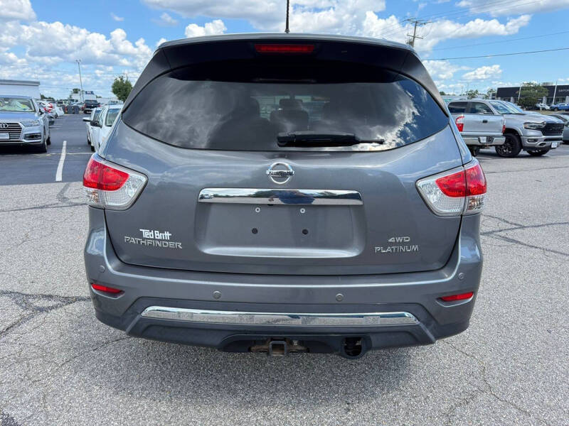 2015 Nissan Pathfinder Platinum