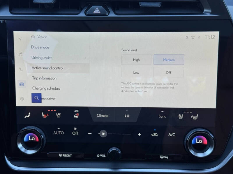 2023 Lexus RZ 450e Luxury