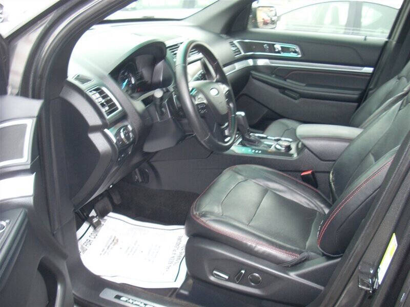 2016 Ford Explorer Sport