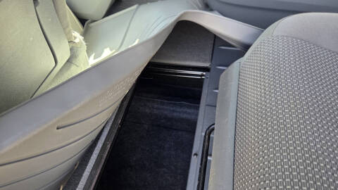 2012 Volkswagen Routan S