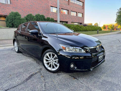 2011 Lexus CT 200h for sale at EMH Motors in Rolling Meadows IL