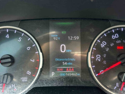 2020 Toyota RAV4 LE