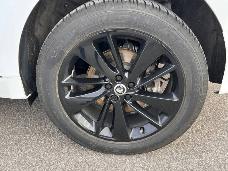 2024 Jaguar F-PACE P250 R-Dynamic S