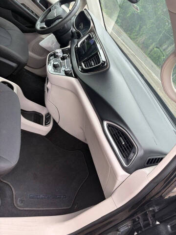 2017 Chrysler Pacifica Touring