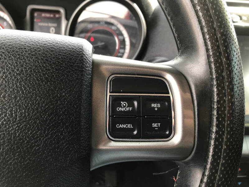 2018 Dodge Journey Crossroad