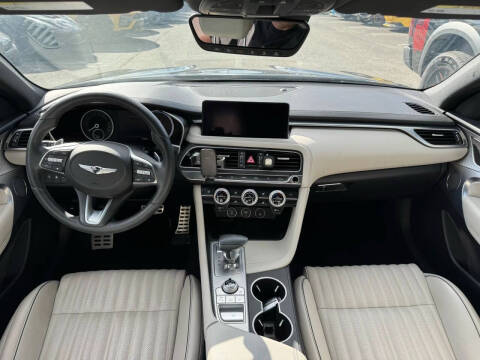 2023 Genesis G70