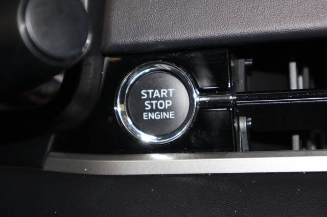 2024 Mitsubishi Outlander ES