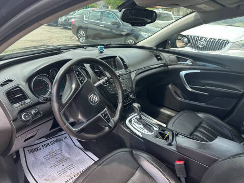 2013 Buick Regal Premium 1