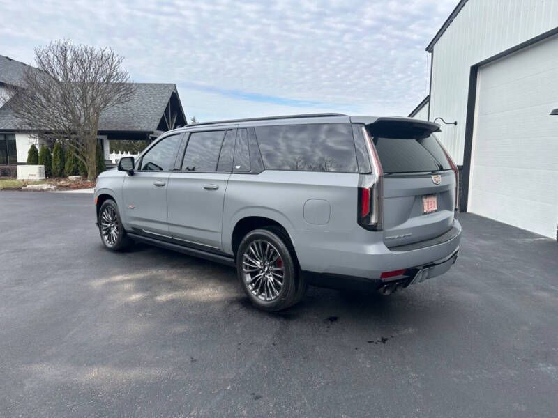 2023 Cadillac Escalade-V ESV
