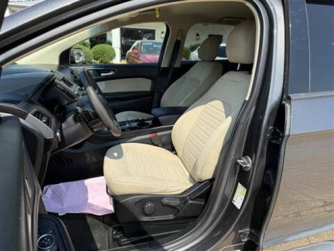 2018 Ford Edge SE