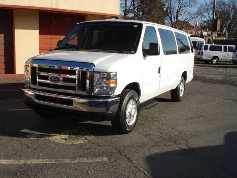 2013 Ford E-Series E-350 SD XLT