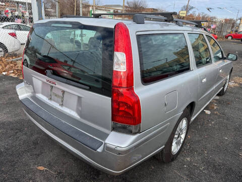 2005 Volvo V70 2.4