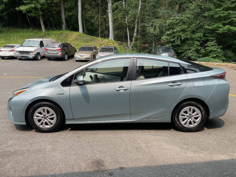 2018 Toyota Prius One