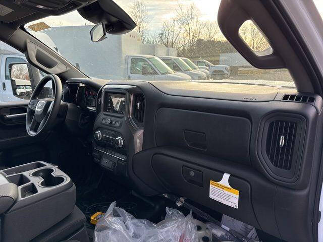 2026 GMC Sierra 3500HD CC