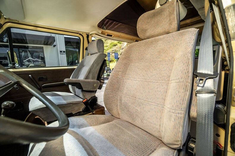 1982 Volkswagen Vanagon Camper