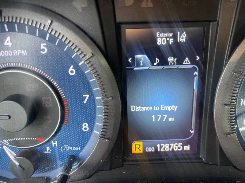 2020 Toyota Sienna LE Mobility 7-Passenger