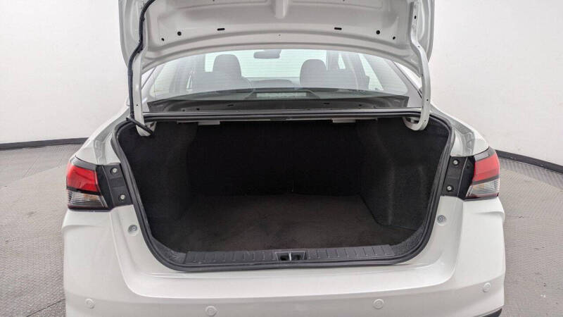 2024 Nissan Versa SV